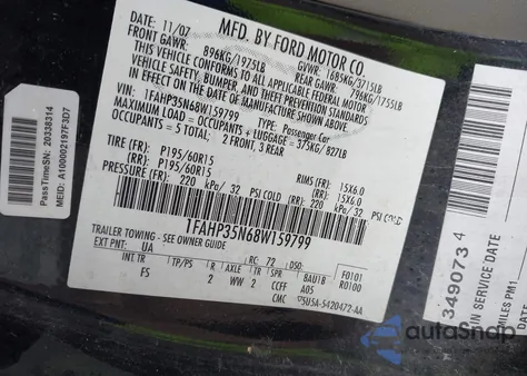 2008 Ford Focus Se/Ses z USA, uszkodzony, nr VIN 1FAHP35N68W159799